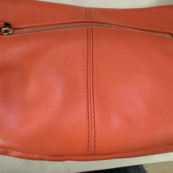 Auth Coach Leather Z23987 Medium Flap Shoulder Crossbody Duffle Bag Orange Coral - Picture 8 of 16